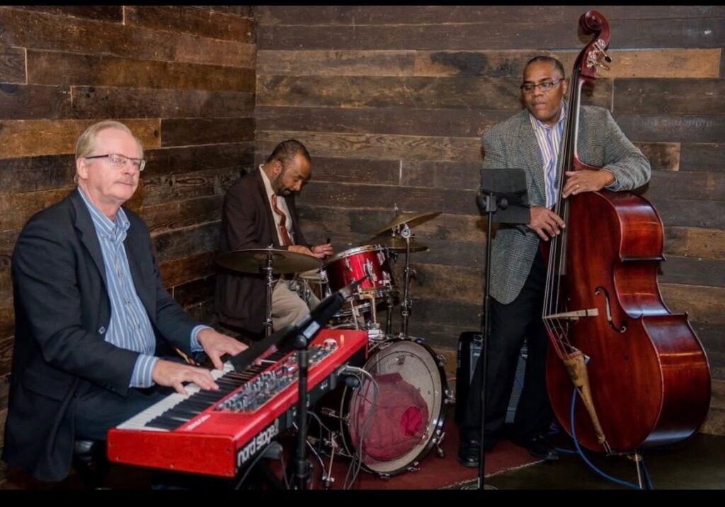 Mother's Day Luncheon Bang Glenn & Atmosphere